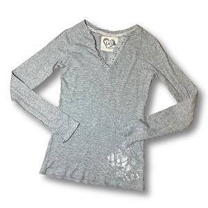 Grey 2000s rose longsleeve